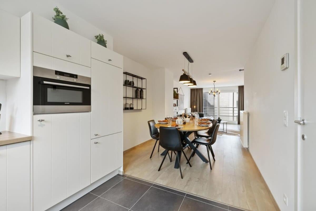 Beautiful Bel-Etage In Blankenberge Apartment Exterior photo